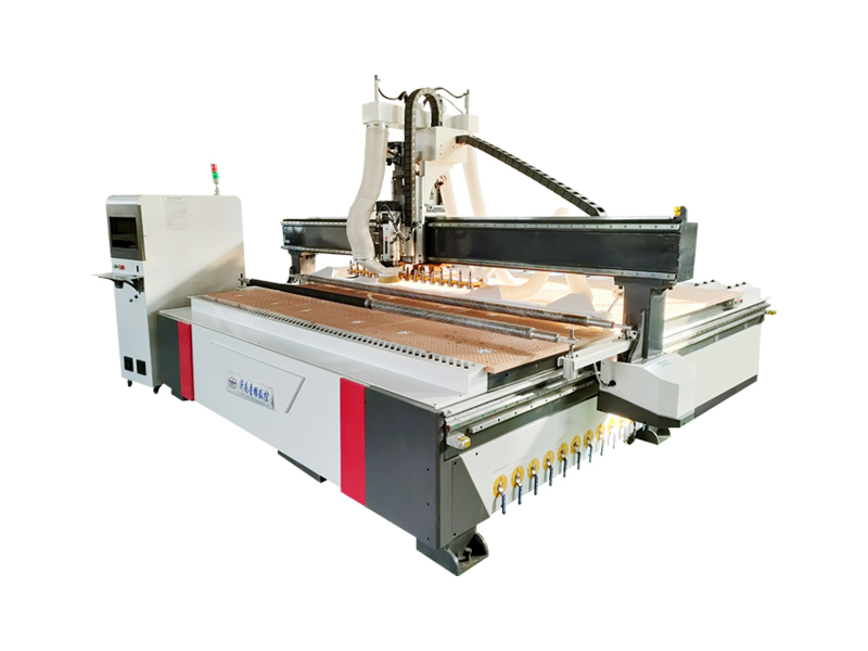 3232直排換刀開料機(jī) 3232直排換刀開料機(jī)